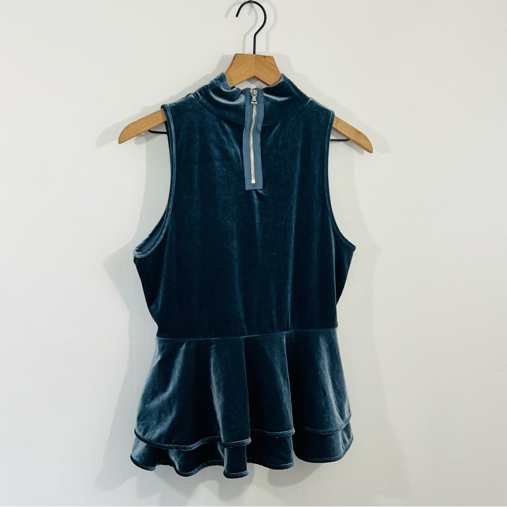 Torn By Ronny Kobo Icy Blue Velvet Sleeveless Gorgeous Peplum Top Size Medium - Picture 7 of 12